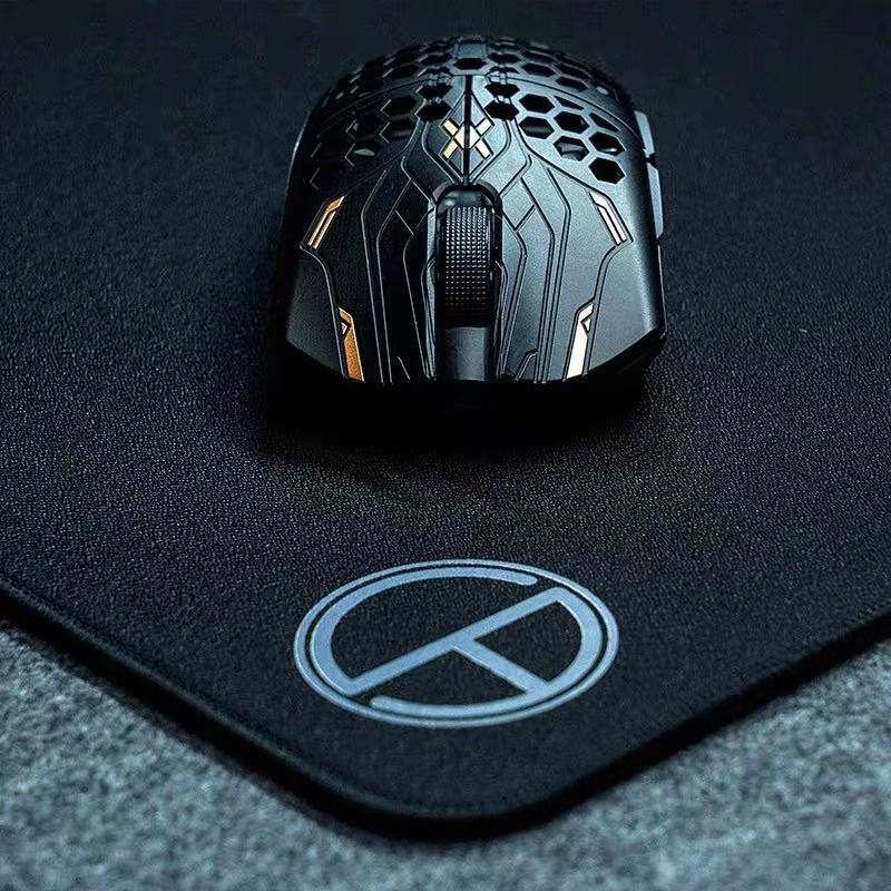 1 PC Meow Gaming Gear MGG Ultr - Esports Gaming Gear avis et prix